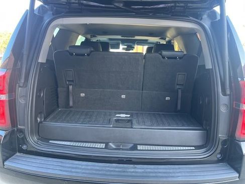 Used 2019 Chevrolet Tahoe LT image 41