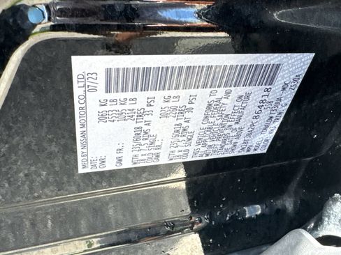 Used 2023 Nissan Rogue SV FWD image 32