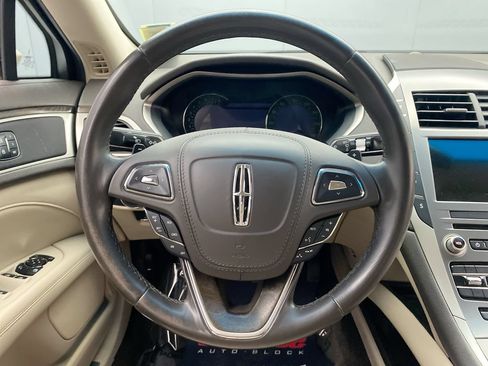 Used 2017 Lincoln MKZ Select w/ Select Plus Package FWD image 16