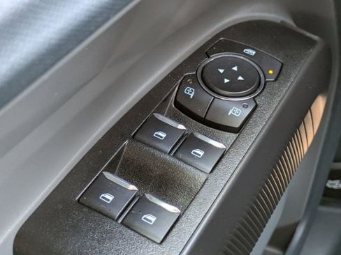 Certified 2025 Ford Maverick Lobo image 19