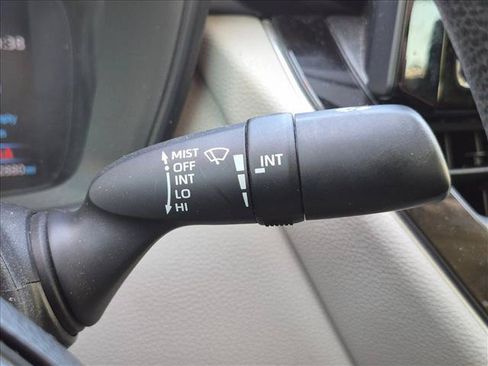 Certified 2022 Toyota Corolla LE FWD image 7
