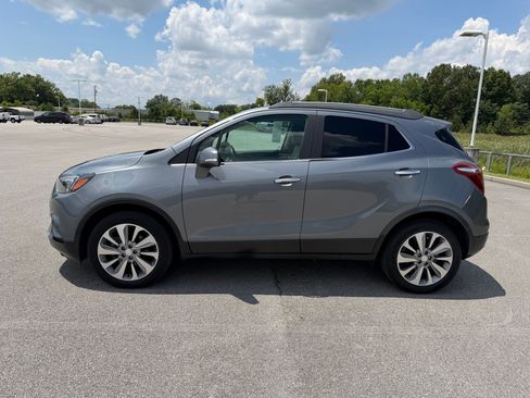 Used 2019 Buick Encore Preferred w/ Safety Package FWD image 2