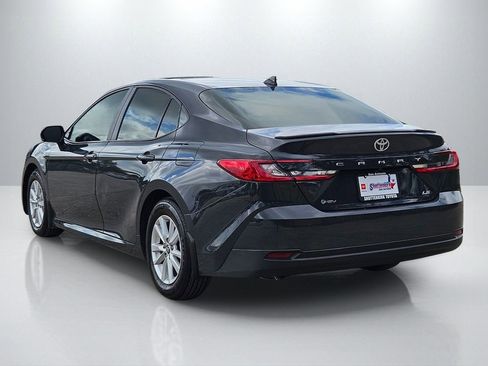 Used 2025 Toyota Camry LE w/ Convenience Package FWD image 7