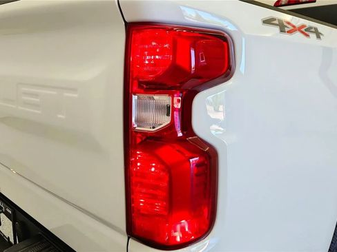 New 2026 Chevrolet Silverado 1500 W/T w/ WT Value Package AWD/4WD image 15