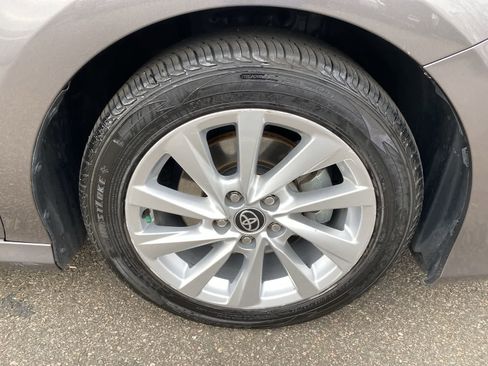 Used 2023 Toyota Camry LE image 22