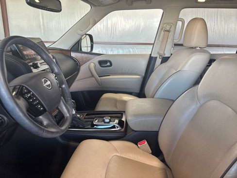 Used 2023 Nissan Armada SL w/ Captain's Chairs Package image 11