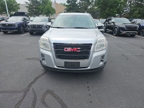 Used 2015 GMC Terrain SLE w/ Convenience Package AWD/4WD image 2