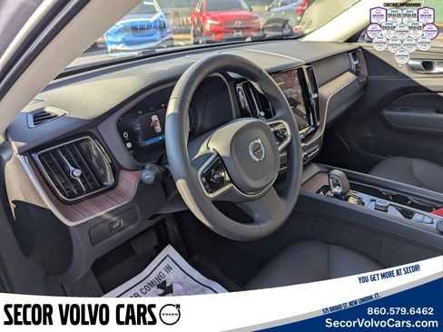 Certified 2023 Volvo XC60 B5 Plus image 9