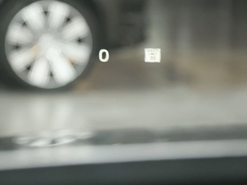 Certified 2023 Volvo XC90 B6 Ultimate w/ Protection Package Premier image 30