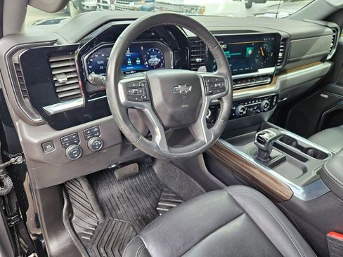 Used 2024 Chevrolet Silverado 1500 RST w/ Convenience Package II AWD/4WD image 13