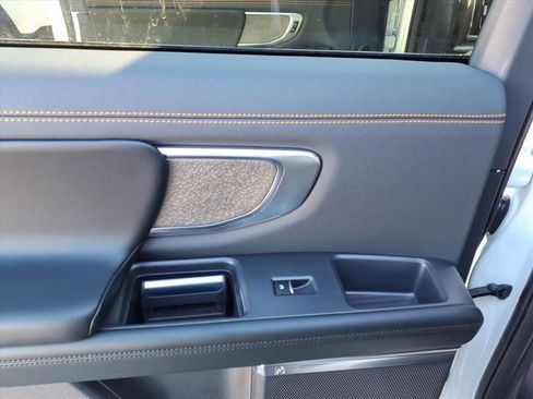 New 2025 Ford Expedition Tremor image 14