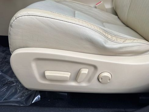 Used 2015 Toyota Highlander Plus image 13