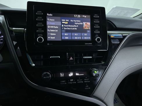 Used 2021 Toyota Camry SE image 20