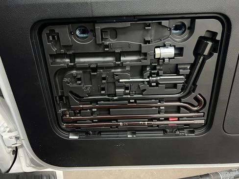 Used 2023 Lexus GX 460 w/ Black Line Special Edition image 26