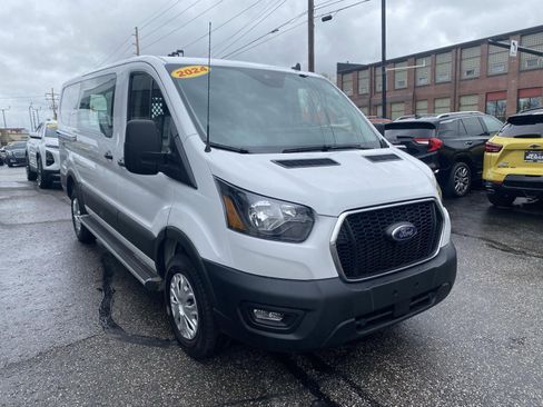 Used 2024 Ford Transit 250 Low Roof w/ Exterior Upgrade Package RWD image 11