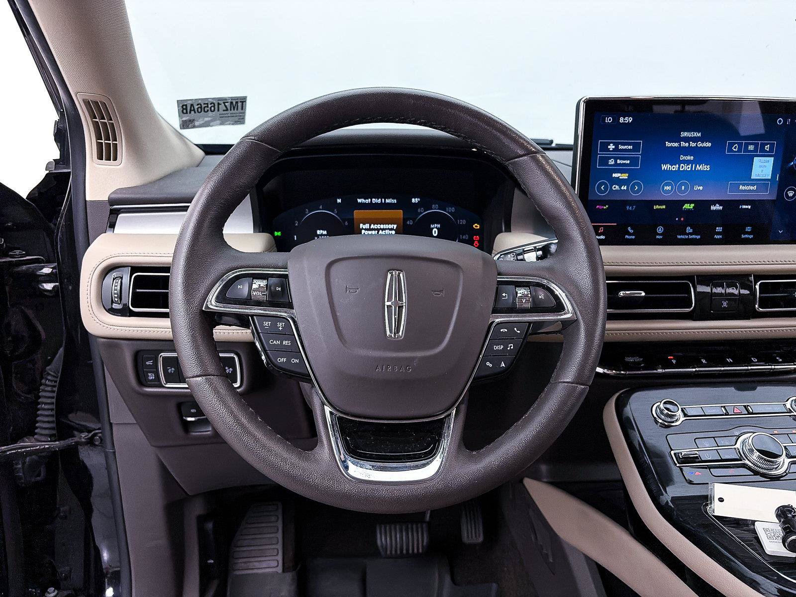 Used 2023 Lincoln Nautilus FWD w/ Premium Package image 28