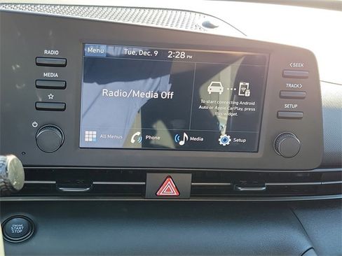 Used 2025 Hyundai Elantra Sport image 10