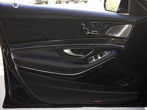 Used 2019 Mercedes-Benz S 63 AMG S 4MATIC Sedan image 25