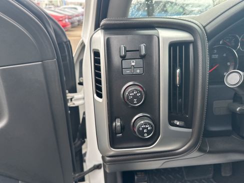 Used 2015 GMC Sierra 1500 SLT w/ SLT Crew Cab Value Package image 19