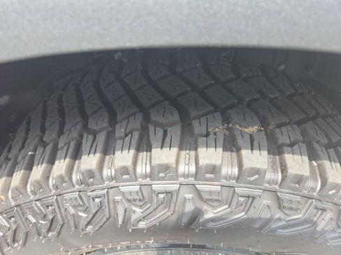 Used 2024 Ford Bronco Wildtrak AWD/4WD image 11