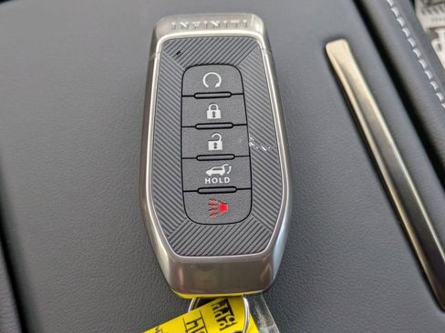 New 2026 INFINITI QX80 Autograph image 33