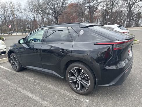 Used 2023 Toyota bZ4X Limited image 21