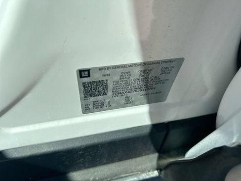 Used 2018 Chevrolet Equinox LT FWD image 35