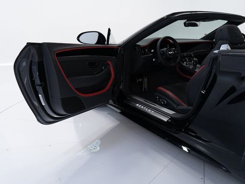 New 2025 Bentley Continental GT Speed image 17