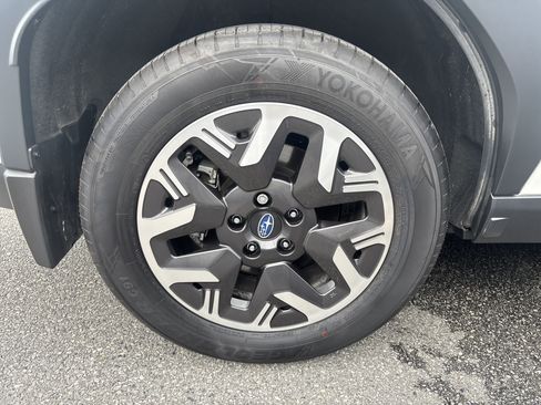 Certified 2026 Subaru Forester Premium AWD/4WD image 19