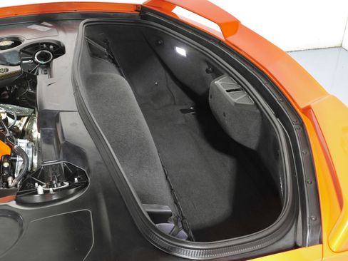 Used 2021 Chevrolet Corvette Stingray Premium Cpe w/ Z51 Performance Package image 51