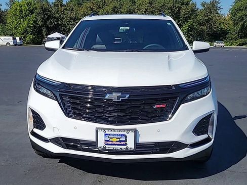 Certified 2024 Chevrolet Equinox RS w/ RS Leather Package AWD/4WD image 3