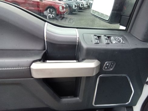 Used 2020 Ford F150 Lariat w/ Equipment Group 502A Luxury image 12