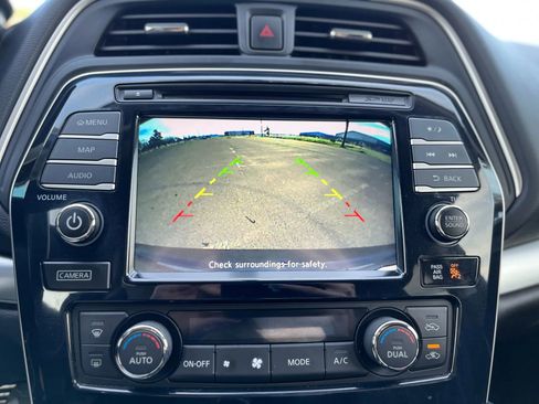 Used 2017 Nissan Maxima SR w/ Midnight Edition FWD image 20