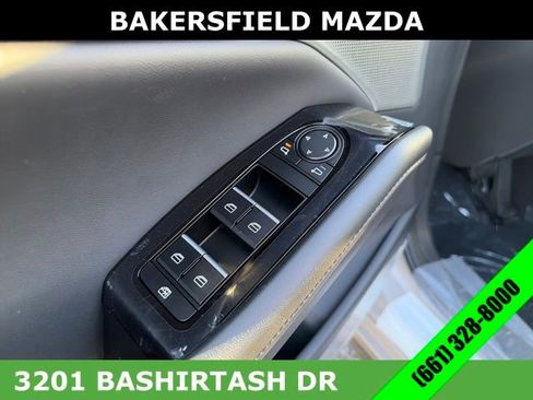 New 2026 MAZDA MAZDA3 Hatchback w/Premium Plus Pkg image 11