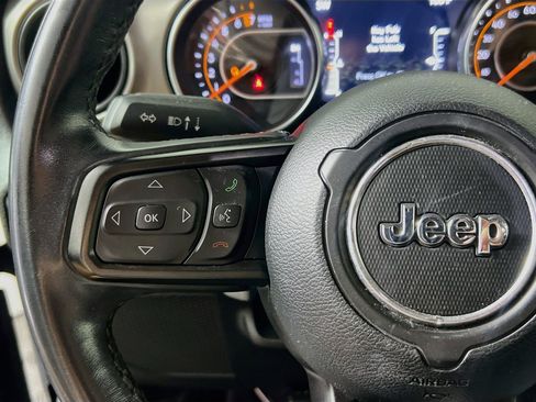 Used 2020 Jeep Gladiator Sport w/ Quick Order Package 24S AWD/4WD image 17