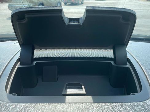 Used 2017 Chevrolet Traverse Premier w/ LPO, 'HIT The Road' Package AWD/4WD image 23