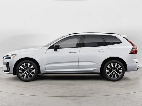 Certified 2024 Volvo XC60 B5 Plus w/ Protection Package Premier AWD/4WD image 4