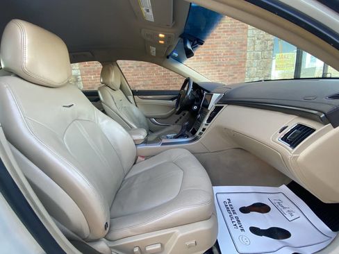 Used 2010 Cadillac CTS Performance image 10