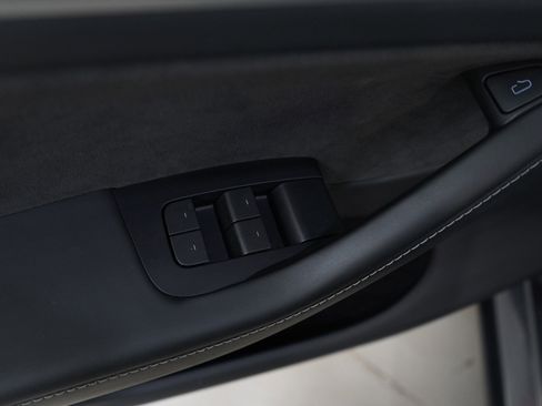 Used 2024 Tesla Model Y Long Range image 20