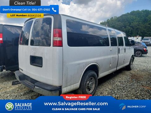 Used 2016 Chevrolet Express 3500 LT w/ LT Preferred Equipment Group RWD image 4