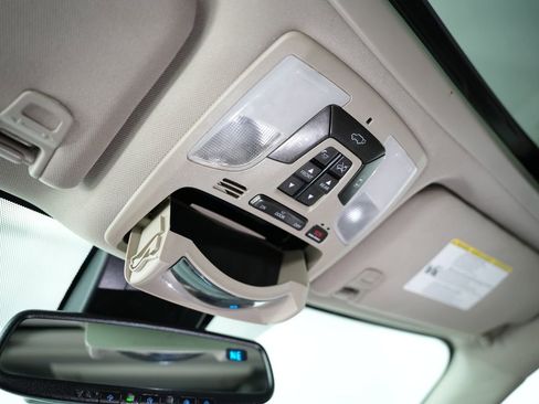 Used 2018 Toyota Sienna Limited Premium image 53