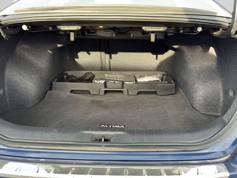 Used 2022 Nissan Altima 2.5 SR image 13