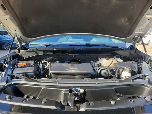 Used 2024 GMC Yukon XL SLT w/ SLT Luxury Package image 30