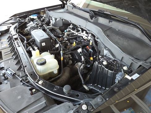 Used 2022 Ford Explorer XLT image 72