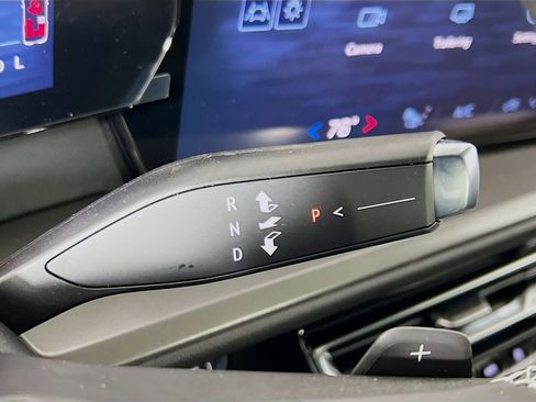 New 2026 Chevrolet Traverse LT w/ LPO, Floor Liner Package image 17