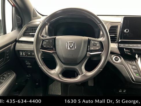 Used 2025 Honda Odyssey Sport-L image 12