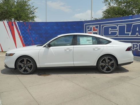 New 2026 Honda Accord SE image 9