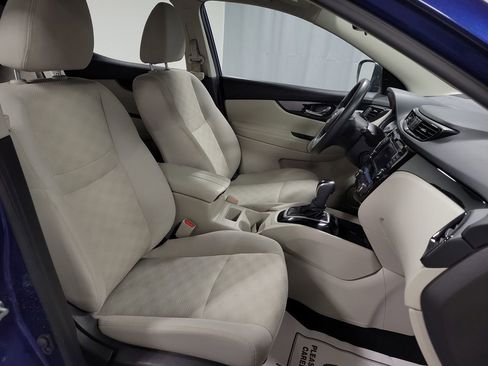 Used 2019 Nissan Rogue Sport SV image 24