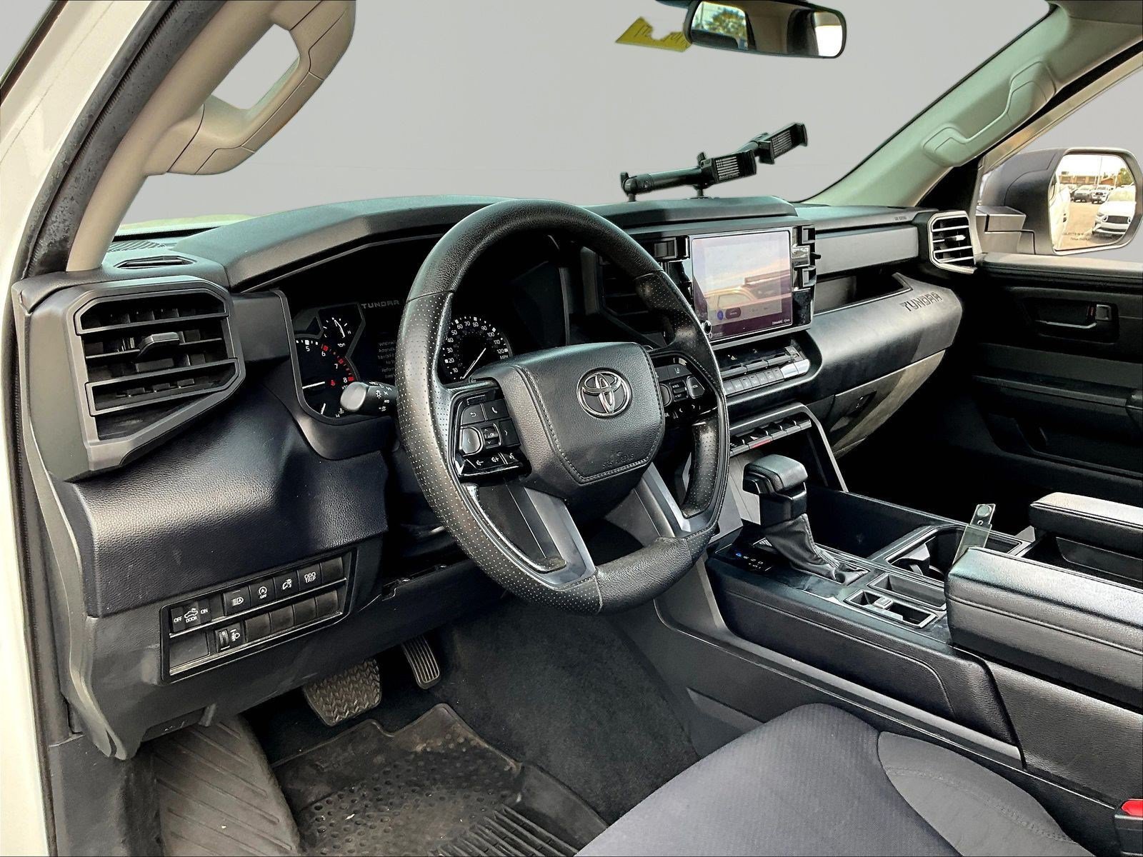 Used 2023 Toyota Tundra SR AWD/4WD image 18