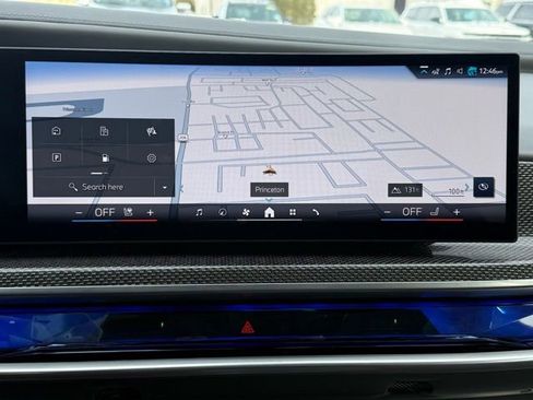 Used 2023 BMW 760i xDrive 760i xDrive image 49